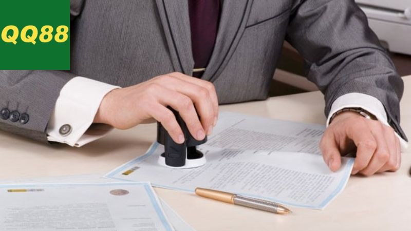 Giấy phép và chứng nhận